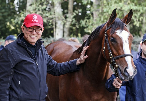 Frankel X Alexander Goldrun filly Lot 23 with TAK